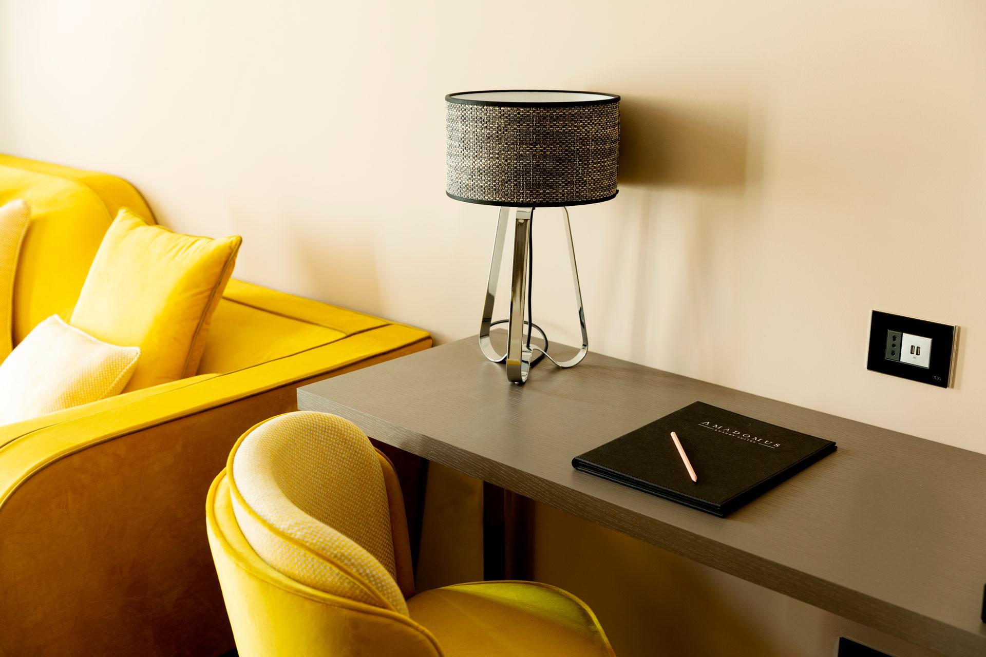 Amadomus Luxury Suites 那不勒斯 外观 照片
