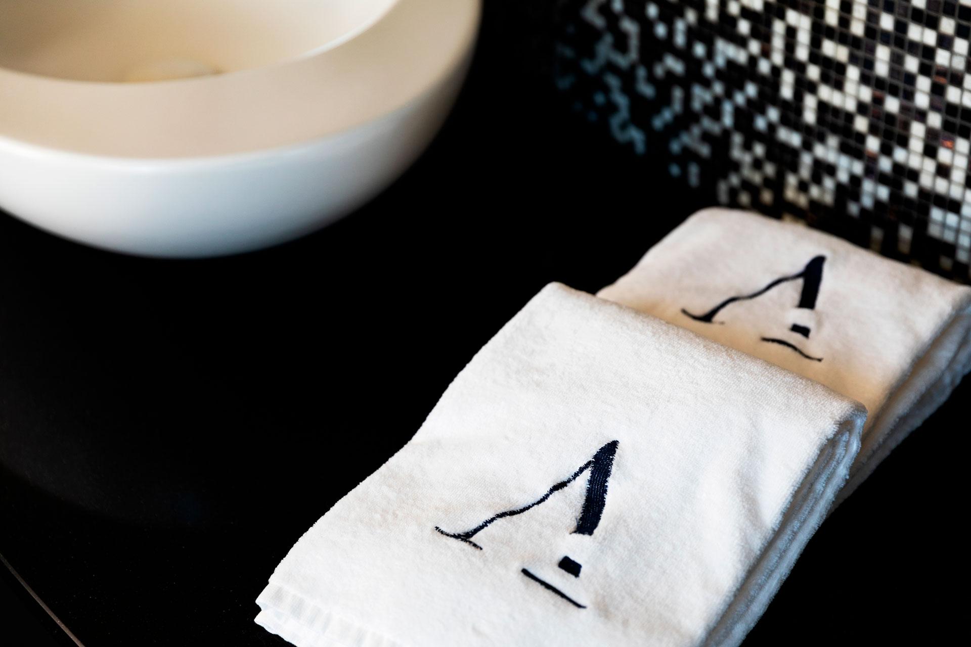 Amadomus Luxury Suites 那不勒斯 外观 照片