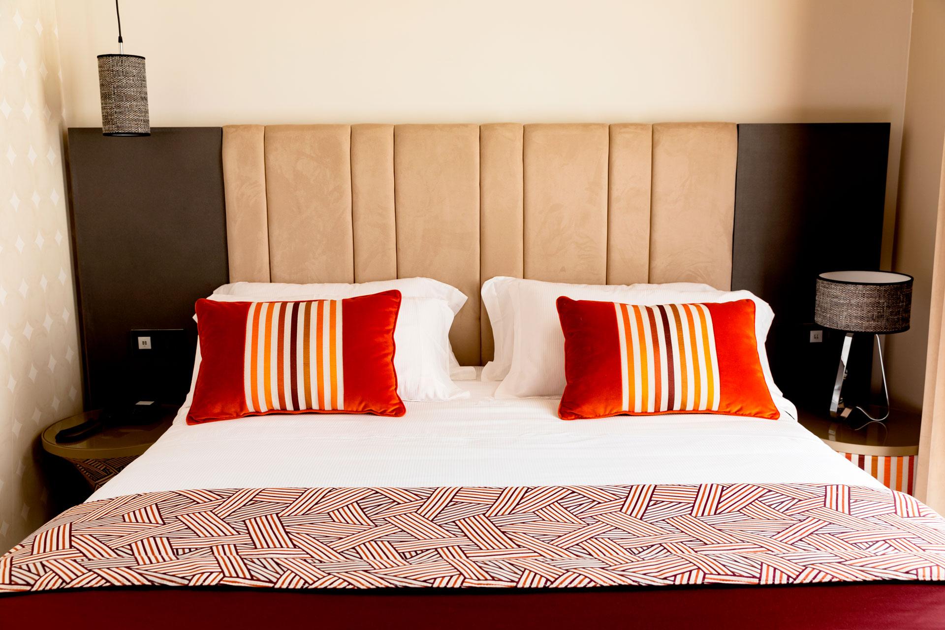 Amadomus Luxury Suites 那不勒斯 外观 照片