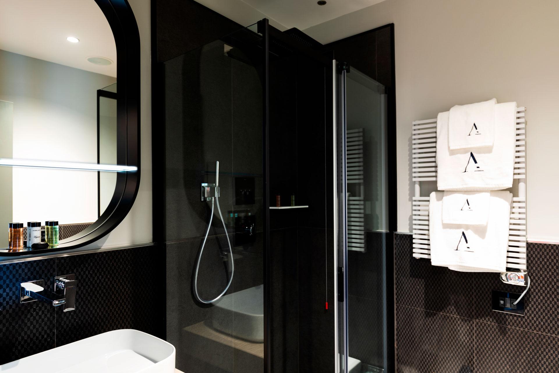 Amadomus Luxury Suites 那不勒斯 外观 照片